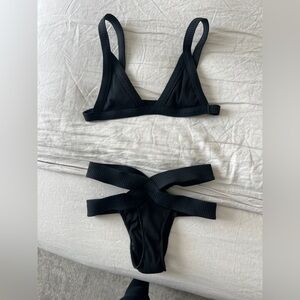 MINIMALE ANIMALE / RIBBED HIGH WAIST BIKINI / TOP: SIZE M / BOTTOM: SIZE S